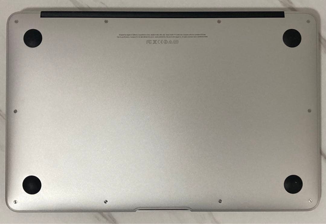 MacBook本体 MacBook Air 11 inch i5 4GB 128GB 2013