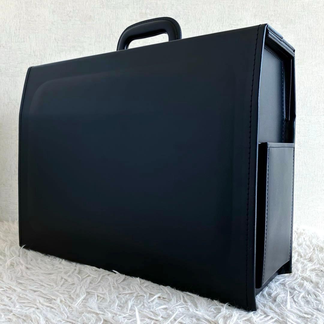 【未使用級 日本製本革】パイロットケース　黒　鍵　自立　大容量　ゴールド金具