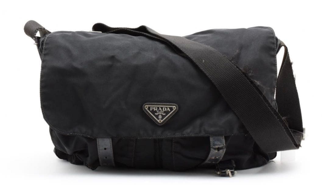 PRADA メッセンジャーバッグ　トライアングルロゴ　ナイロン　ショルダーバック