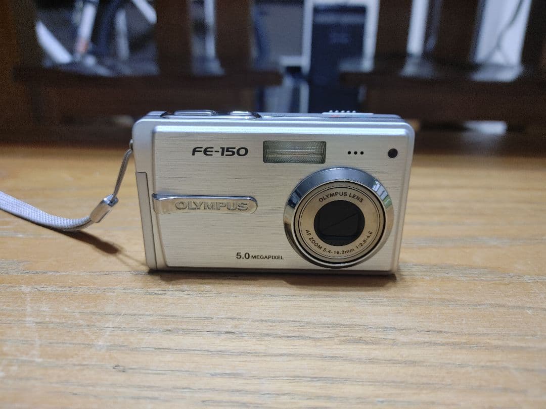【美品動作確認済】OLYMPUS FE-150 デジカメ オールドコンデジ