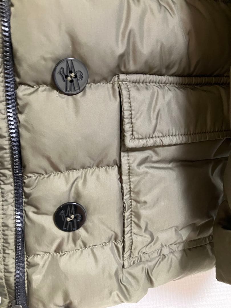 【美品】MONCLER オリーブ ダウンジャケット フード付き