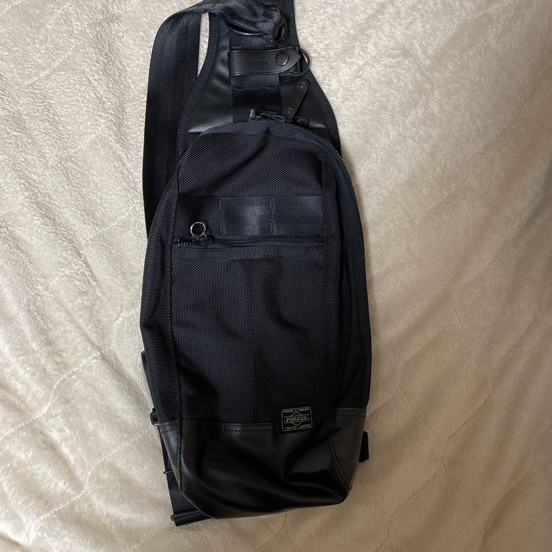 【極美品】PORTER　HEAT　スリングショルダーバッグ　マグライト付