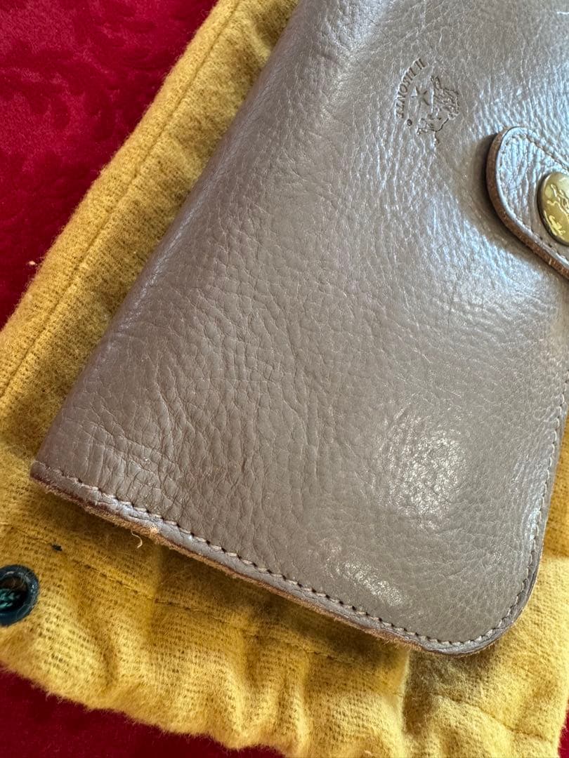 【美品】IL BISONTE グレー 二つ折り財布