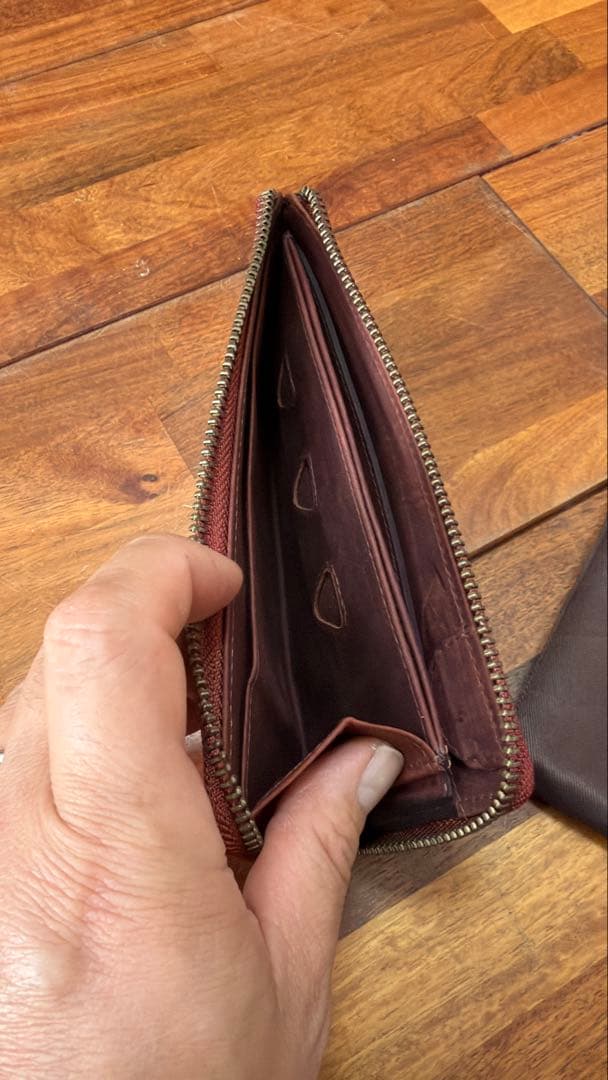 未使用Hallelujah ハレルヤ TIDY SLIM ワイン 長財布