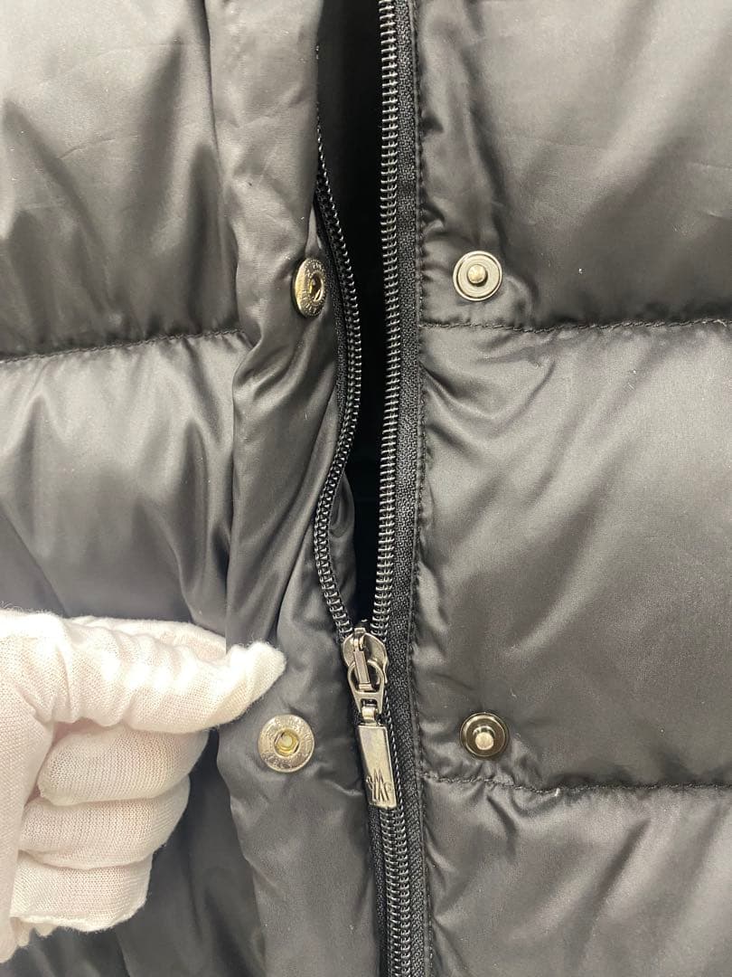 モンクレール　ダウンジャケット