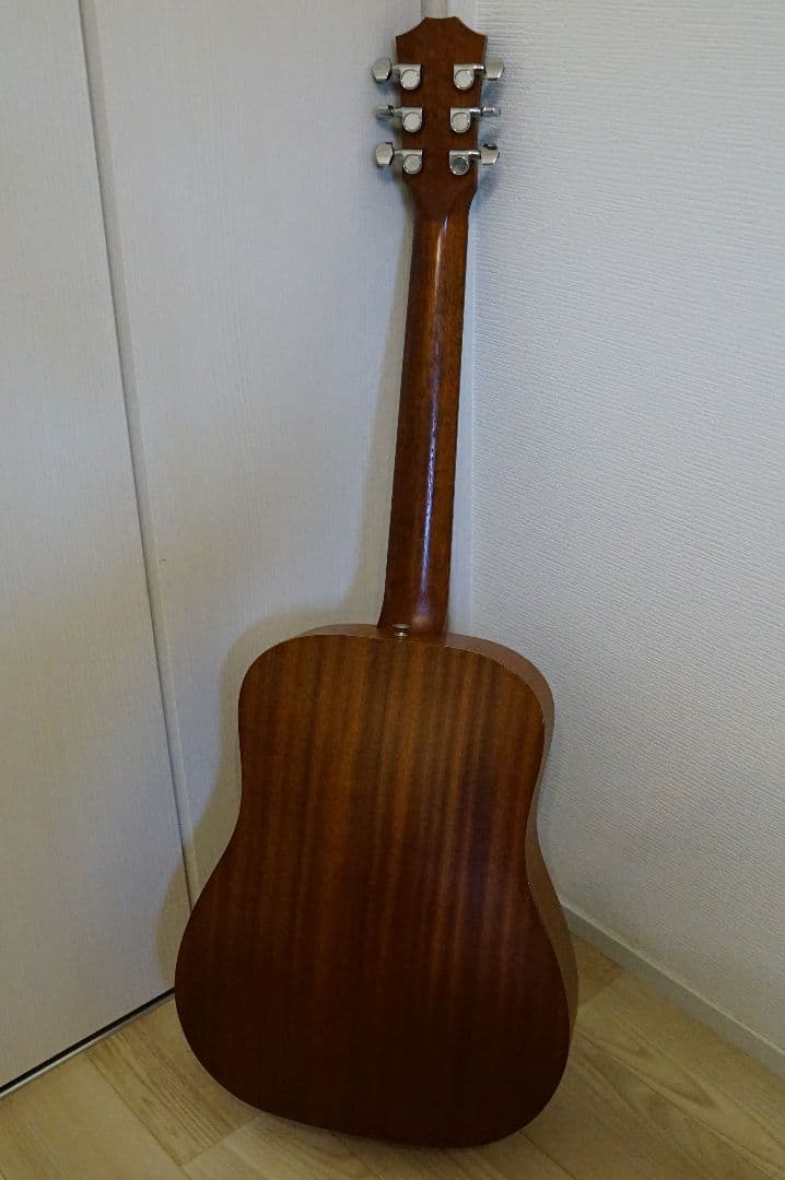 【美品・新品弦交換済】Taylor Baby ミニアコギ テイラー