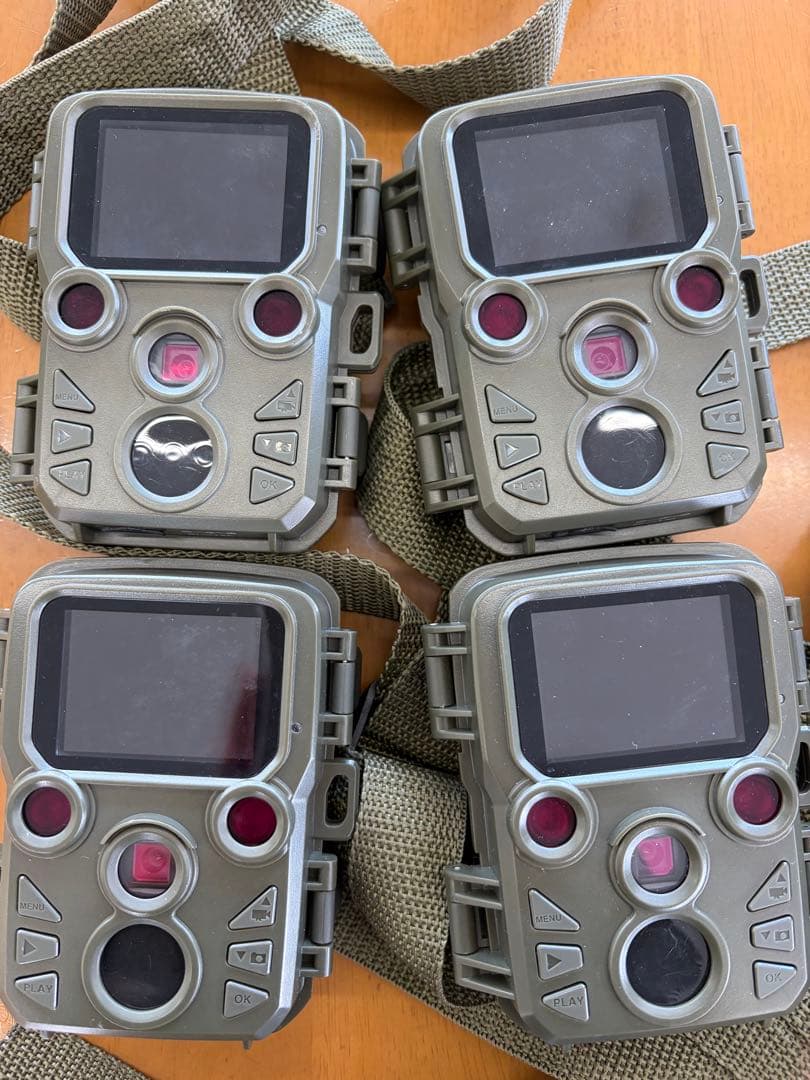 ハンファジャパン防犯カメラ 電池式 4つセット