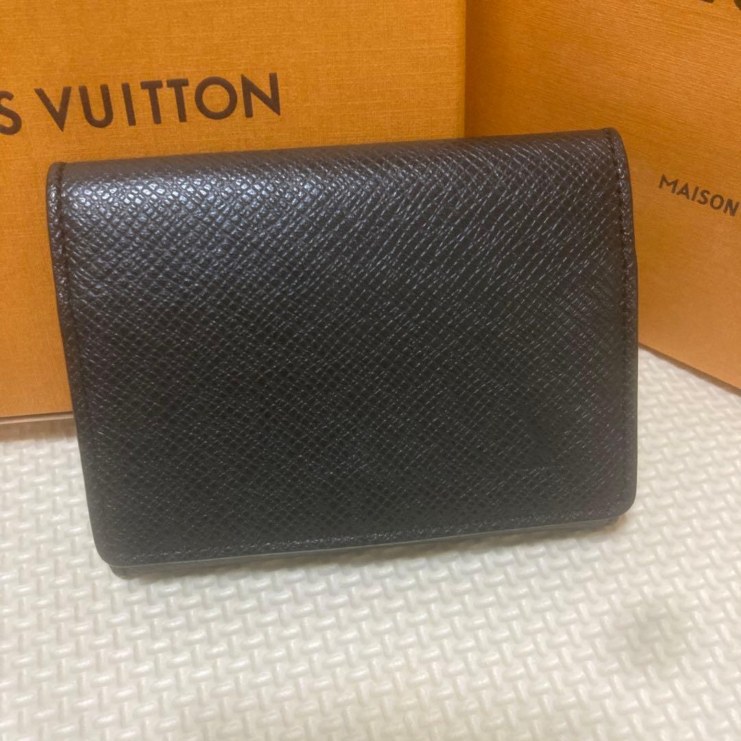 LOUIS VUITTON ブラックレザー 名刺入れ