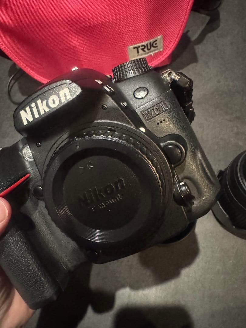 Nikon D7000 デジタル一眼レフカメラ