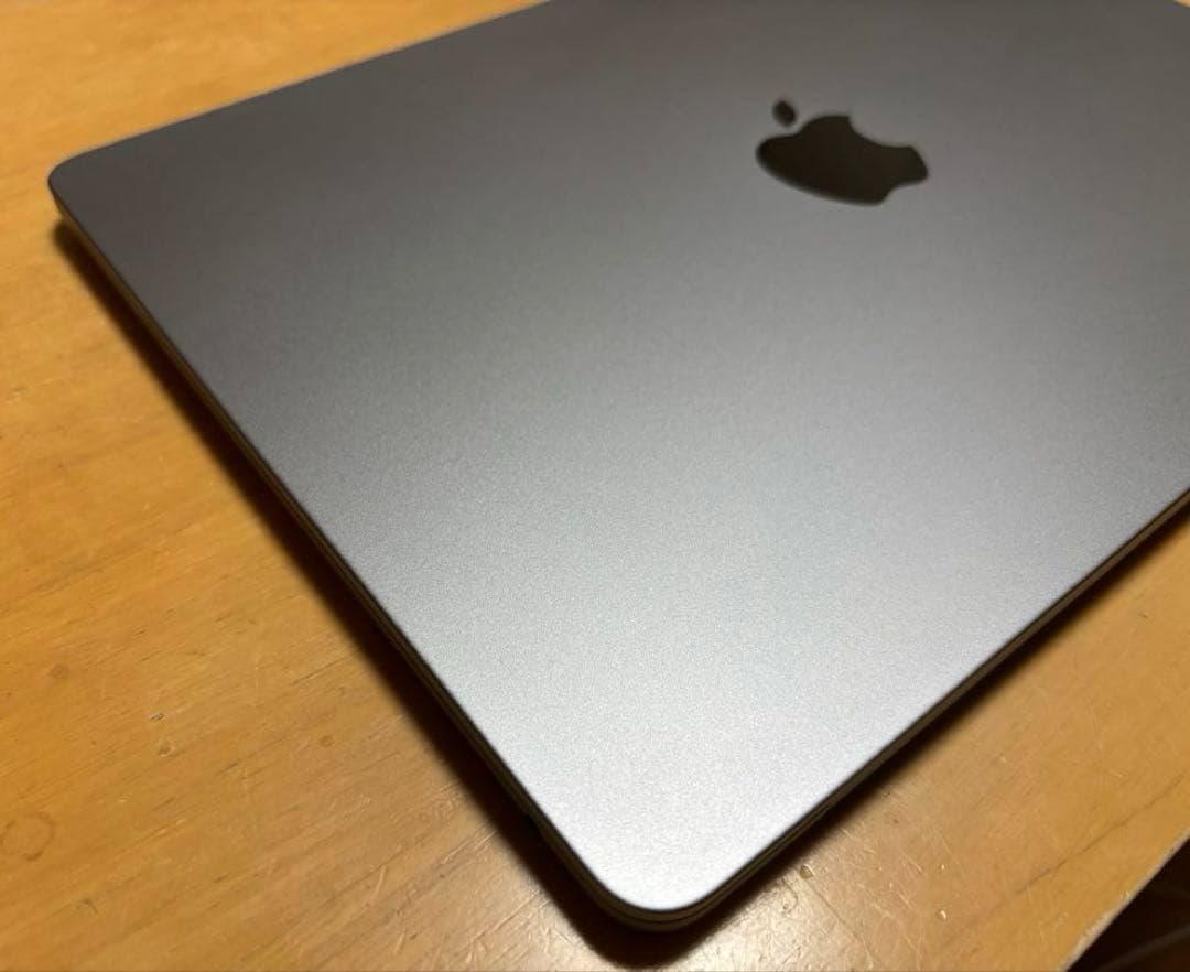 【美品バッテリー100%】MacBook Air m2 8GB SSD256GB