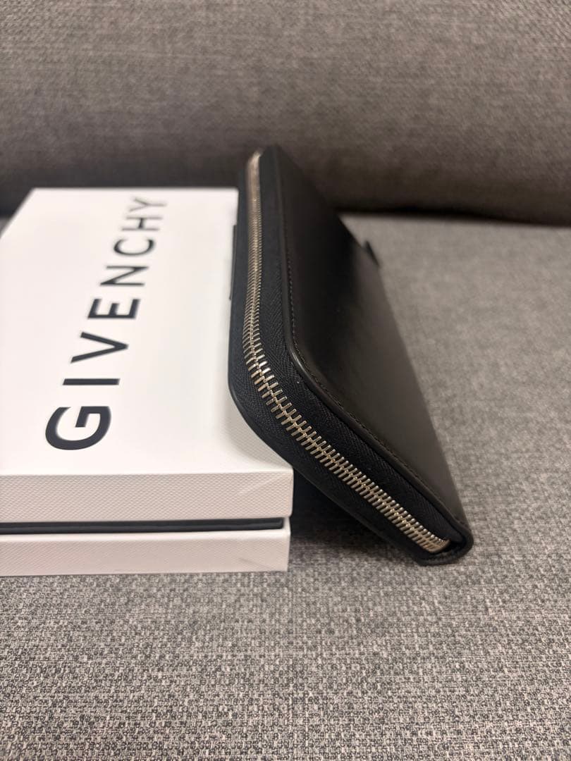 【美品】 GIVENCHY ジバンシー ラウンドファスナー 長財布　ブラック