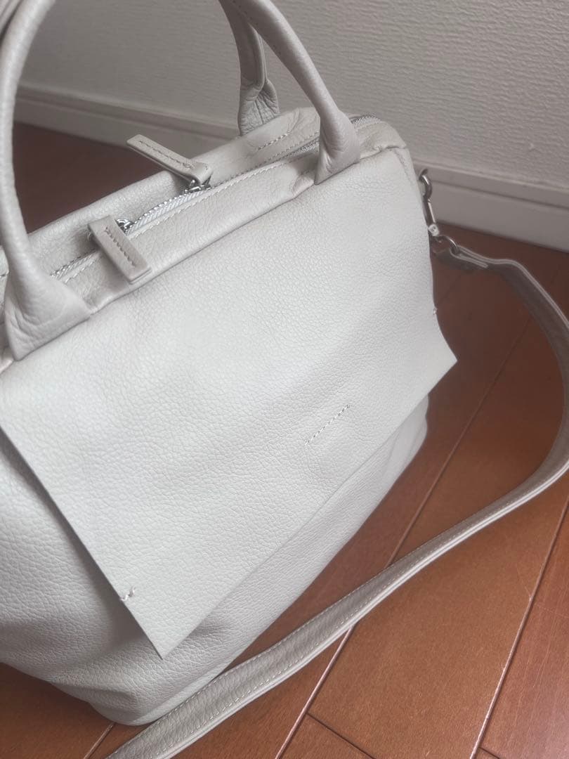 ear PAPILLONNER レザーフラップバッグS