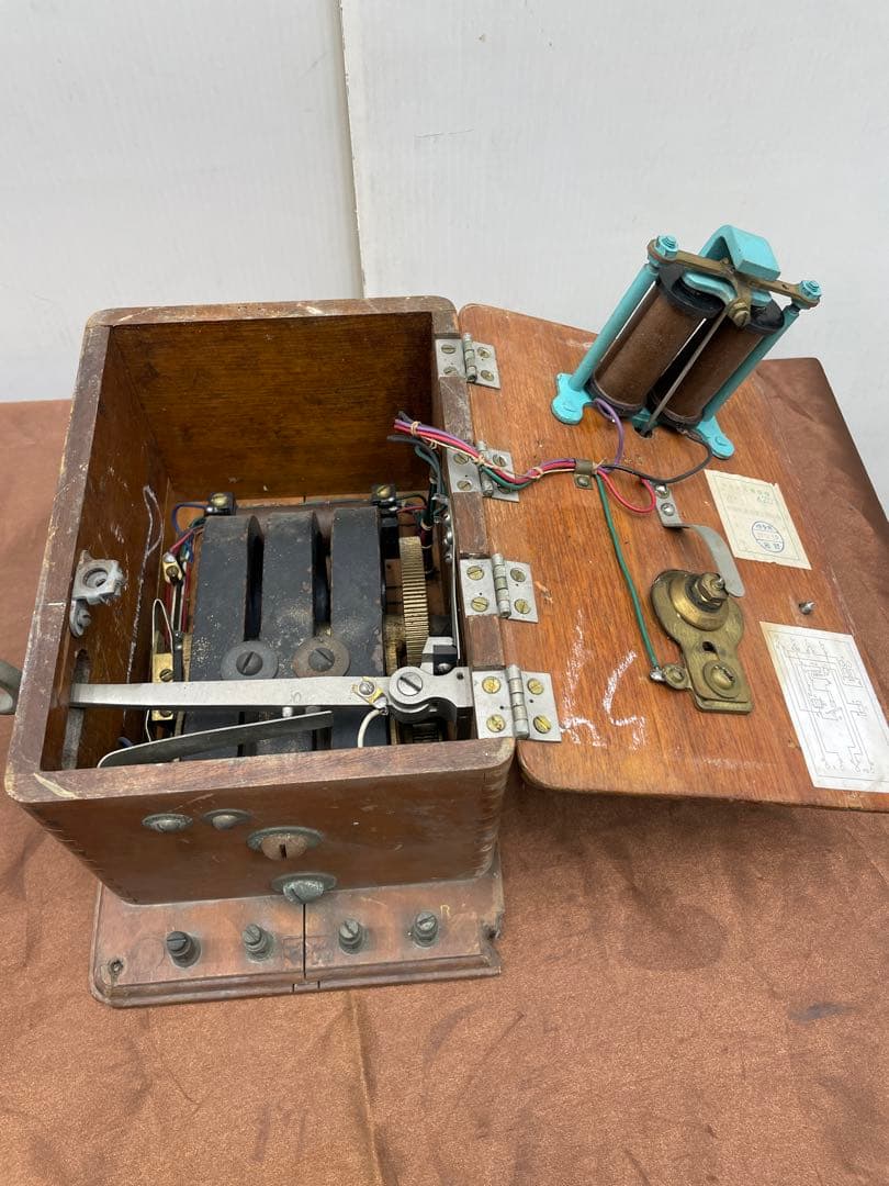 希少⭐︎デルビル電話機　昭和レトロ　アンティーク　ジャンク　古物　電話機