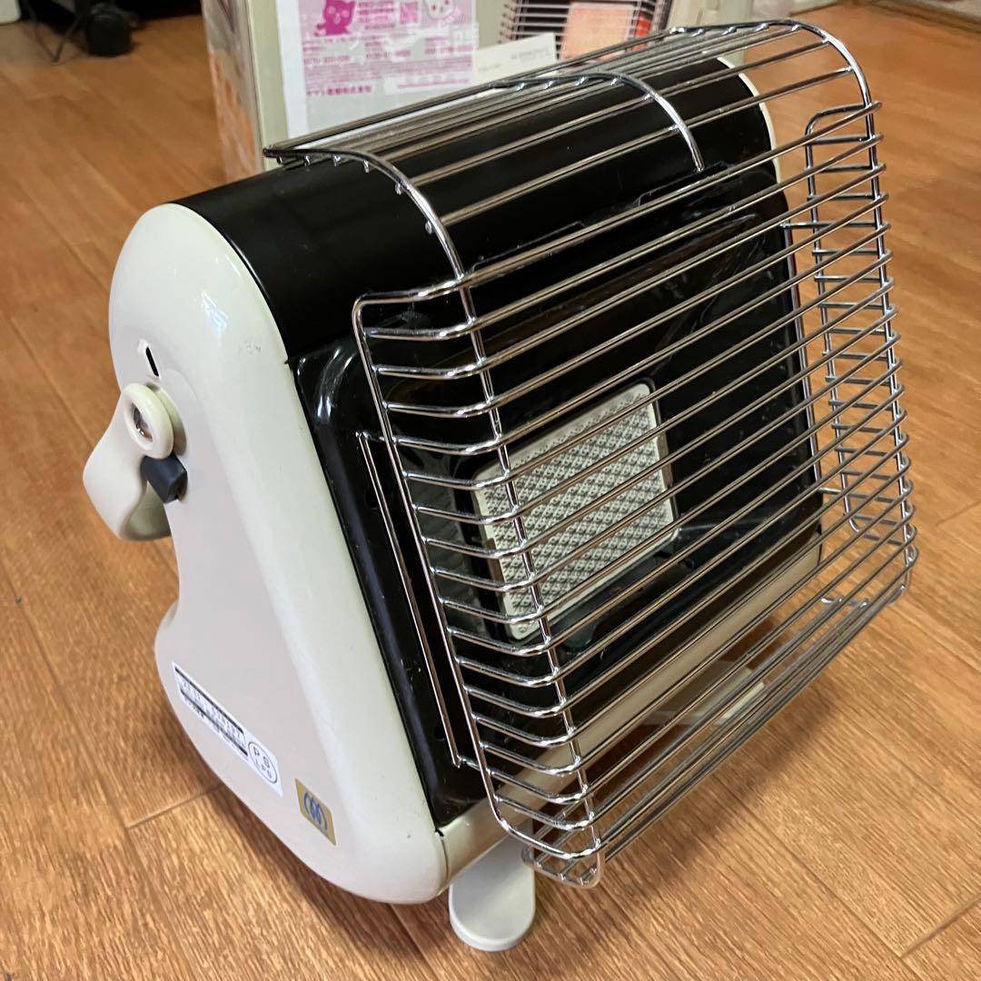 イワタニ マイ暖 カセットガスストーブ ポータブル　iwatani 屋内使用のみ