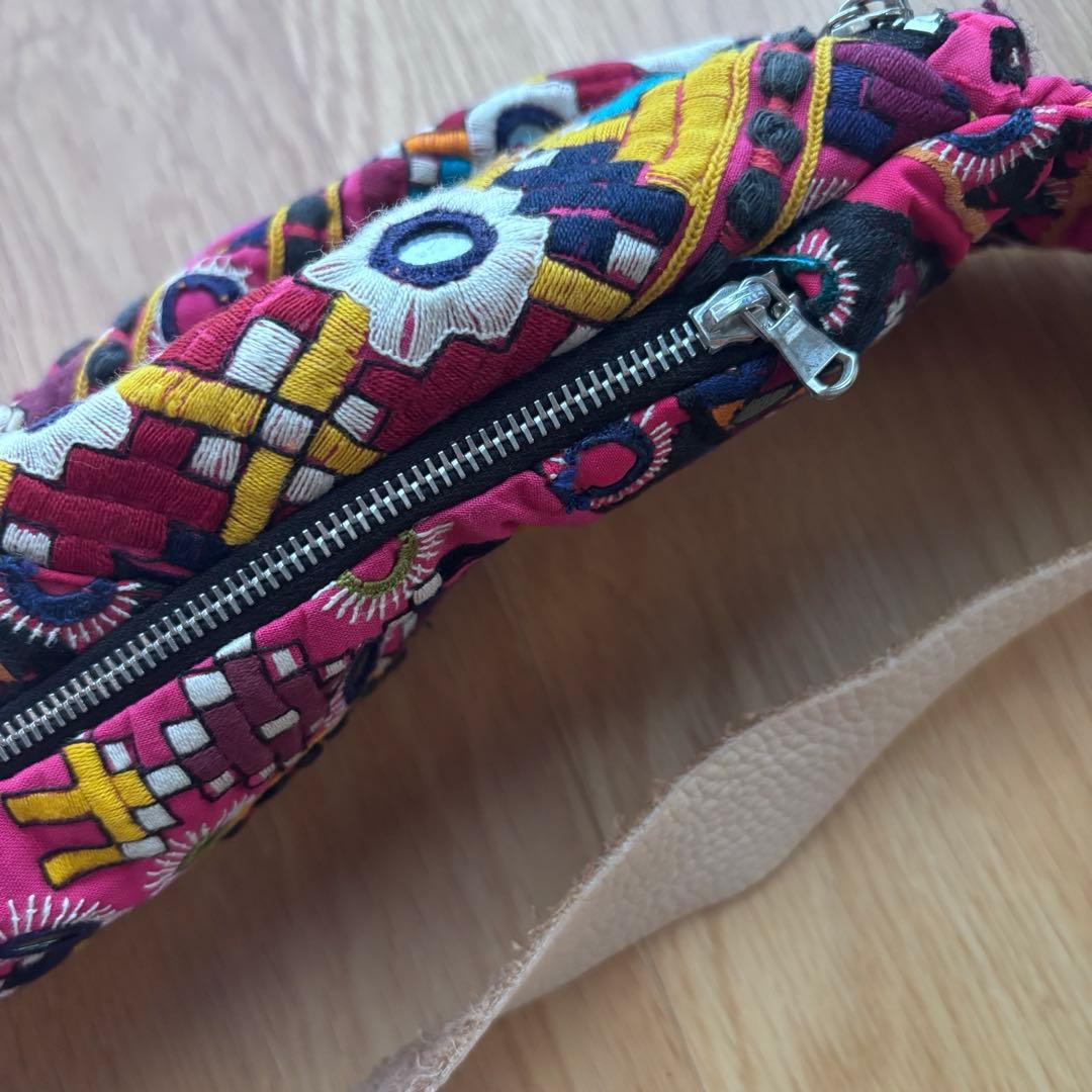 レア 刺繍 シモンカミールSimone Camille ウェストポーチ バッグ