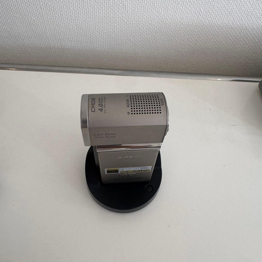 美品　SONY HDR-TG1 (純正バッテリー、充電スタンドフルセット）
