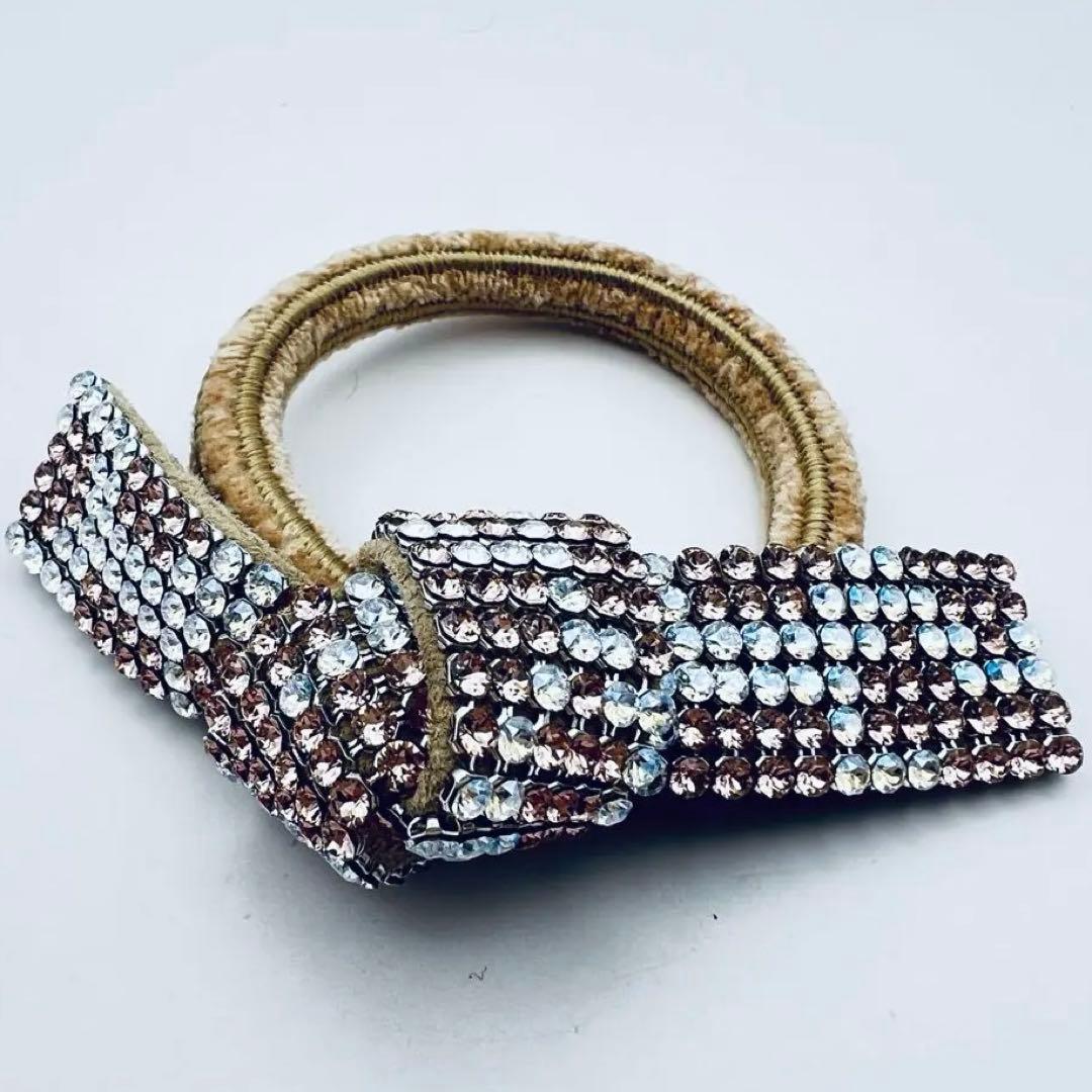 acca アッカ　クリスタル　ブリジットドレスポニー　ベージュ　ピンク×シルバー