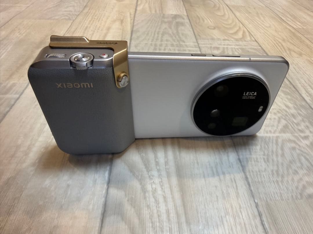 【極美品】Xiaomi 15 Ultra 中国版 RAM16GB 1TB＋Kit