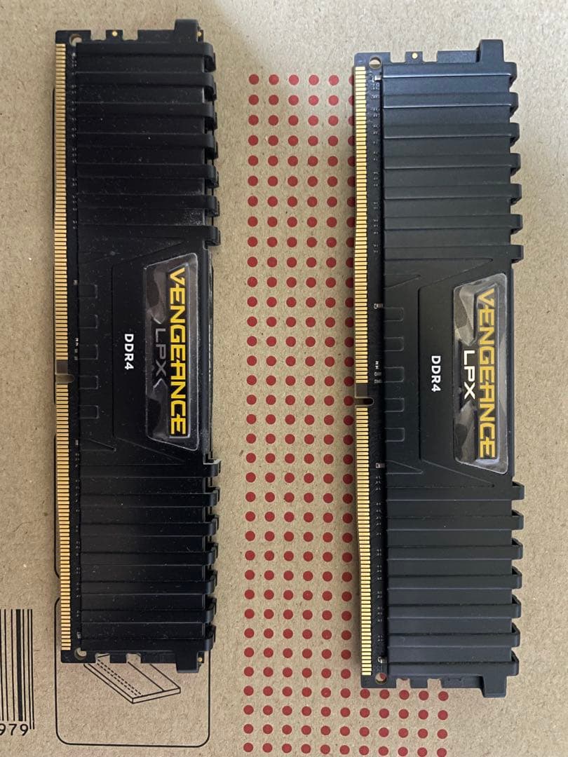 Vengeance LPX DDR4 16GB (2x8GB)中古動作品