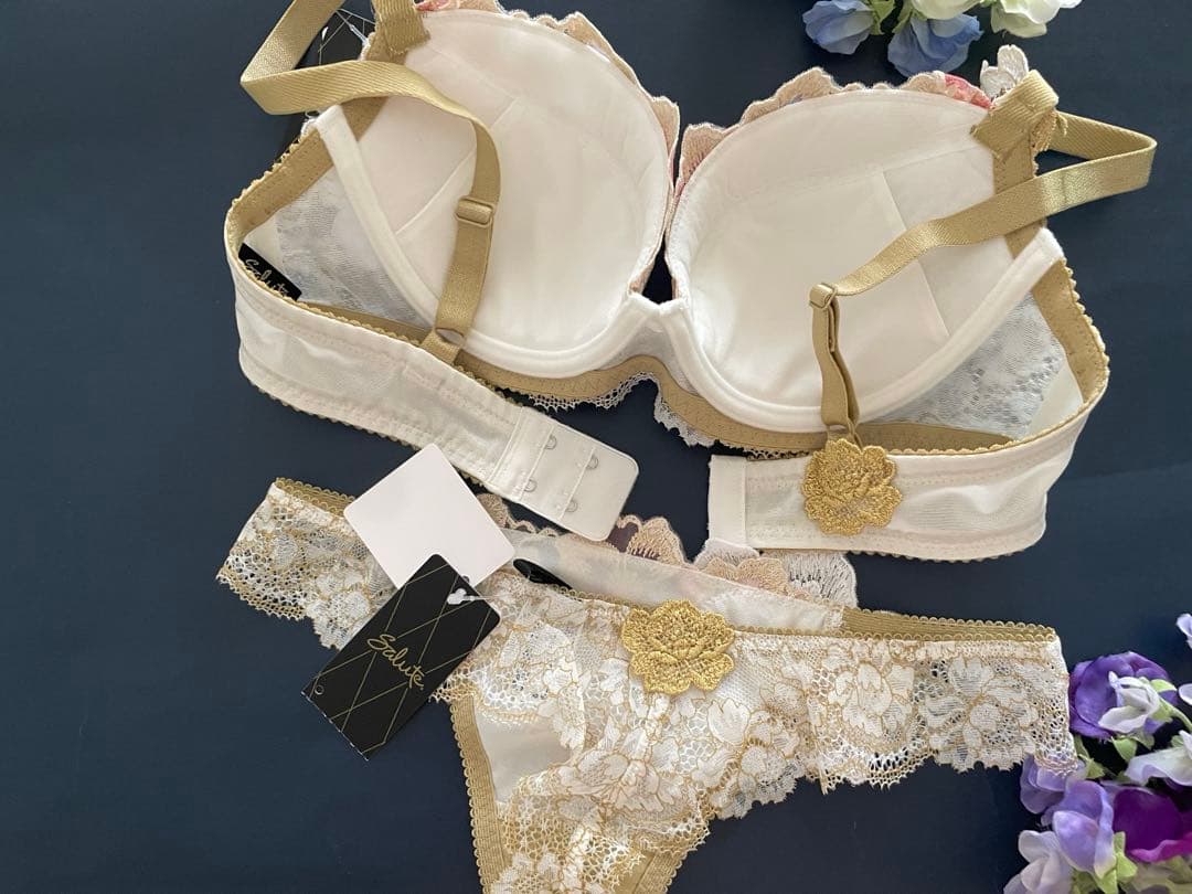 サルート D70/M 03G IV 日本の花嫁 婚礼衣装