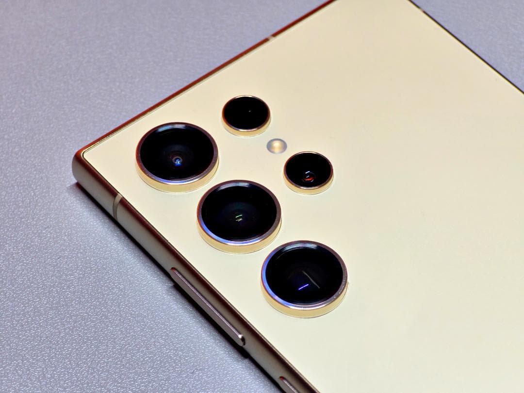 Samsung Galaxy S24 Ultra チタニウムイエロー 512GB