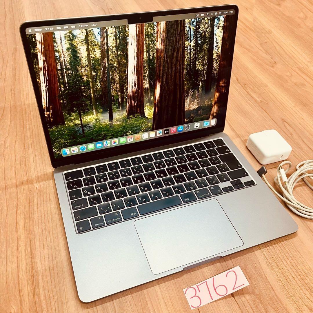 MacBook Air 13インチ 2022 メモリ16GB SSD512GB!