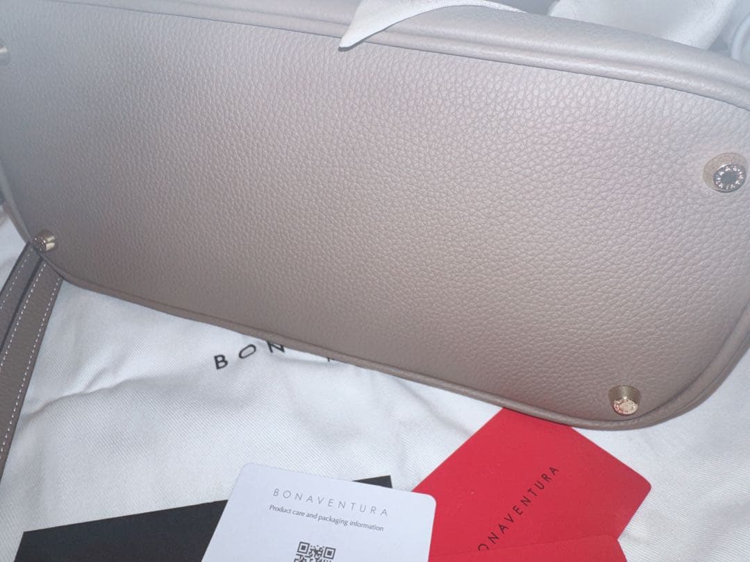 BONAVENTURA ボナベンチュラ　エマバッグ 28 シュリンク　エトープ