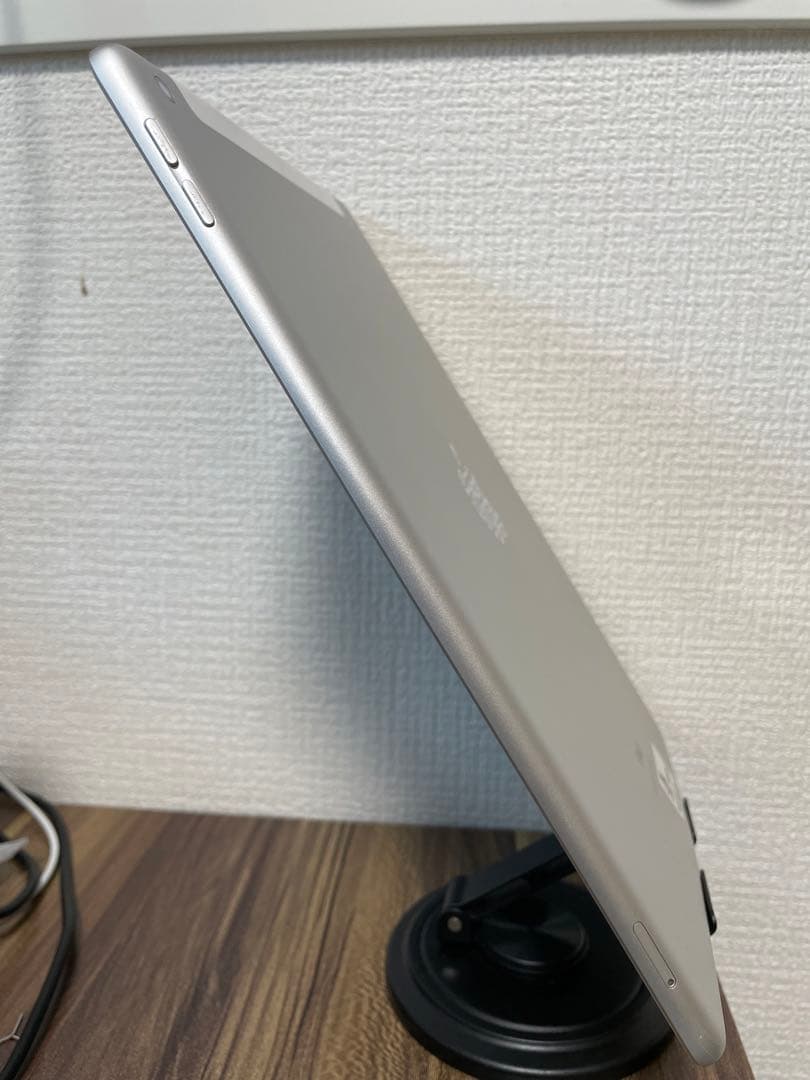 【即日発送】iPad(第7世代) シルバー 32GB