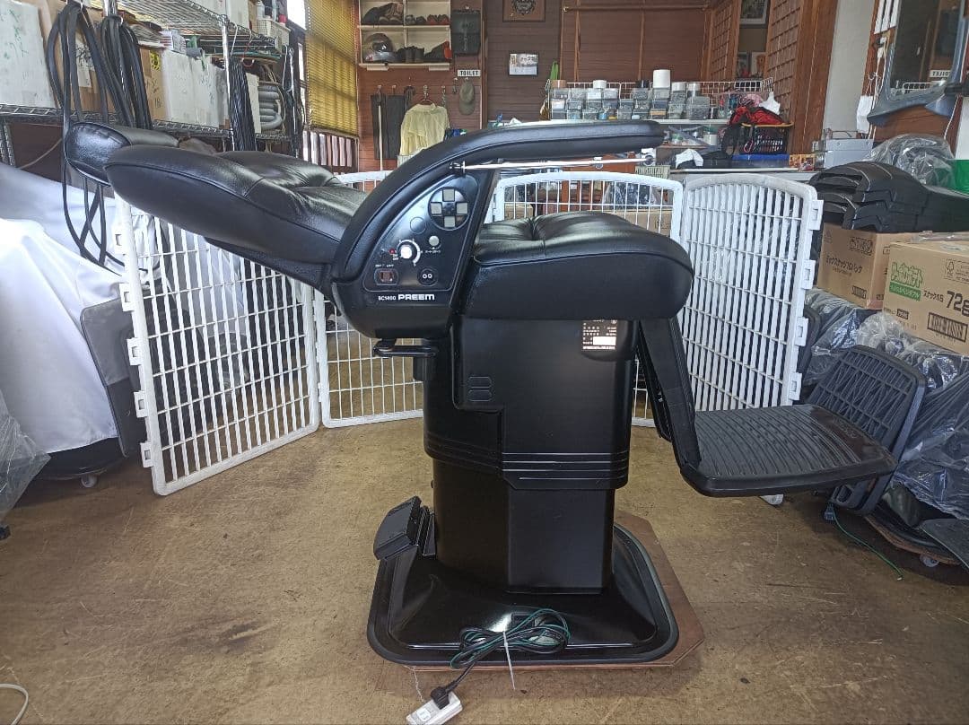 理容機器　新明和理容椅子　BC-１４００