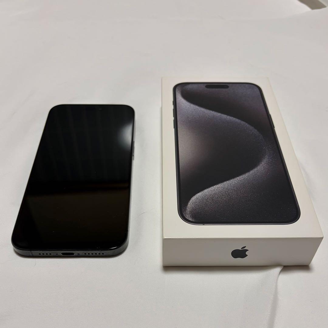 iPhone 15 Pro max 512gb ブラック 本体　simフリー