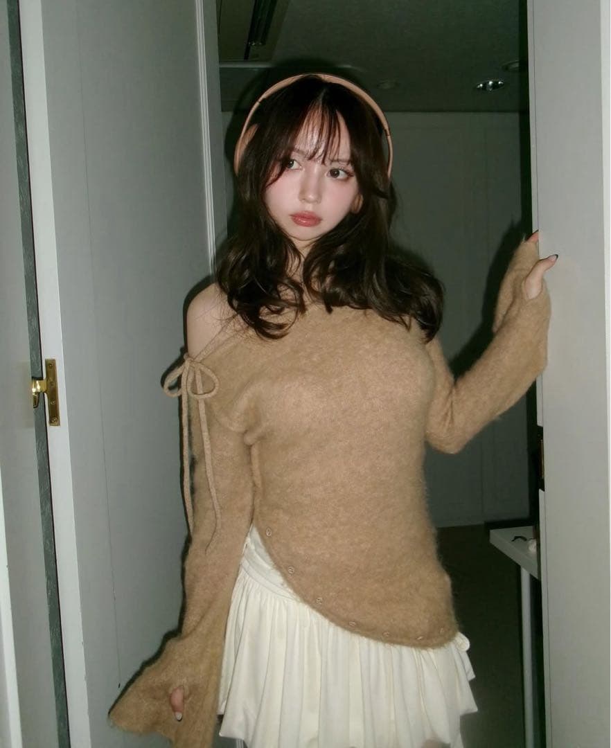 トップス andmary Fluffy loose knit beige