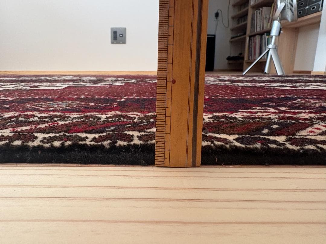 ウールラグ 高級 厚手 約 150cm × 220cm