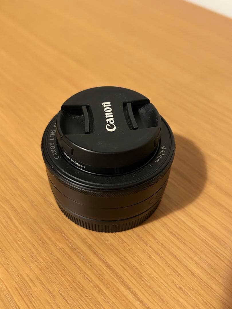 明るくてぼけが綺麗な単焦点レンズCanon EF-M 22mm F2フィルム付き