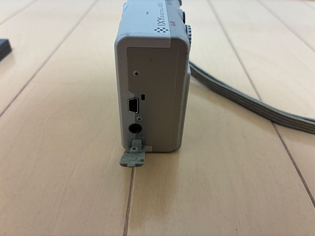 Canon キャノン IXY400 デジタルカメラ シルバー　▪️ジャンク品