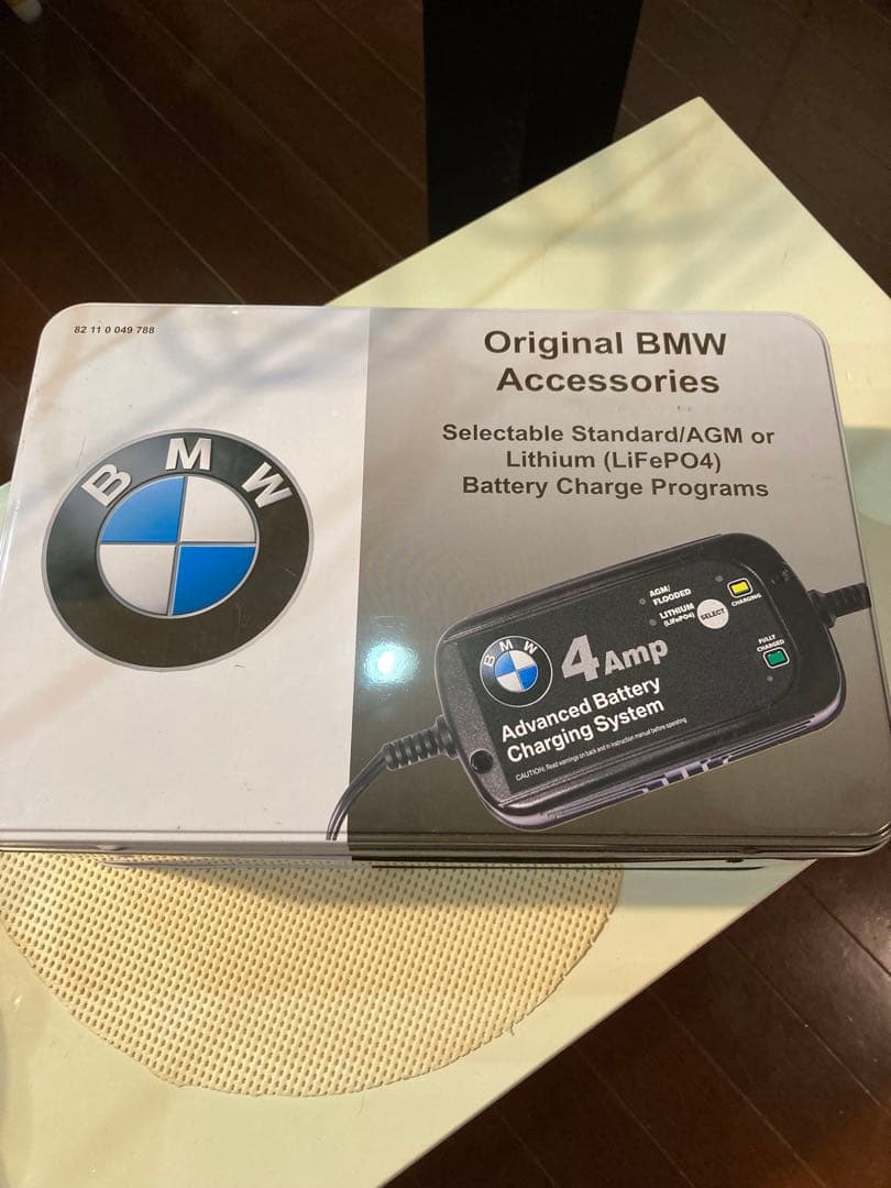 純正品　 バッテリーチャージ