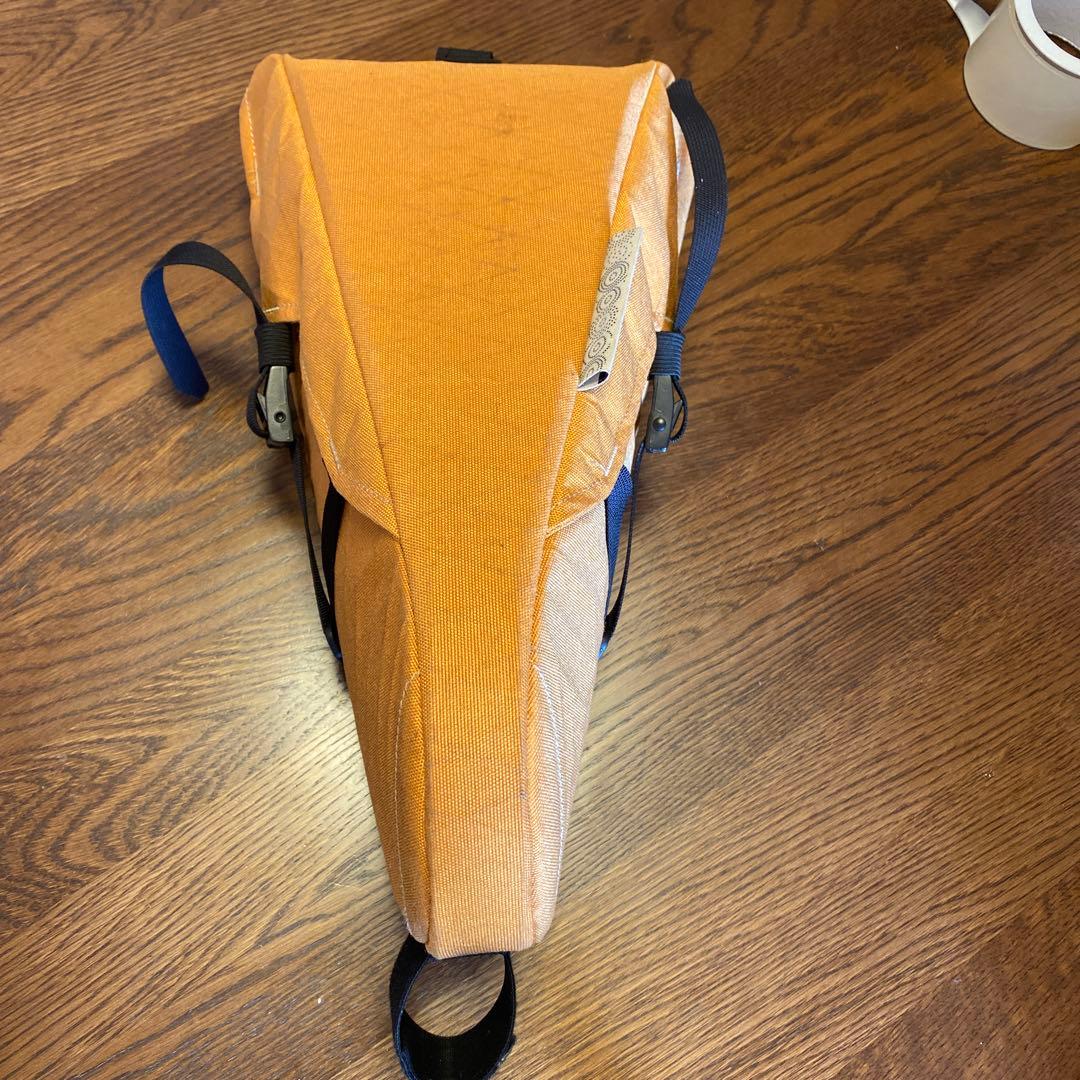 B５　アウターシェルアドベンチャー　サドルバック