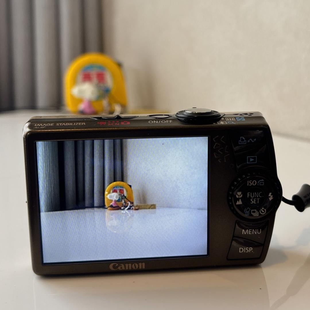 【超美品】 Canon IXY 920 IS ゴールド コンパクトデジカメ