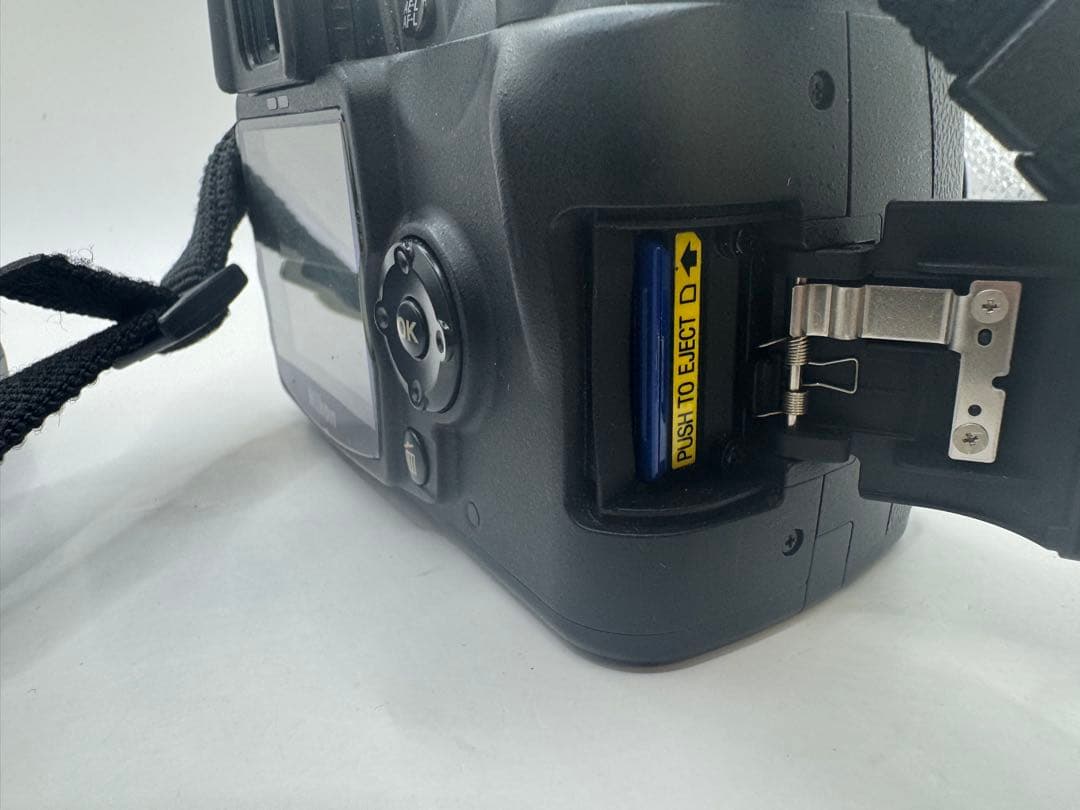 Nikon D60 一眼レフ カメラ