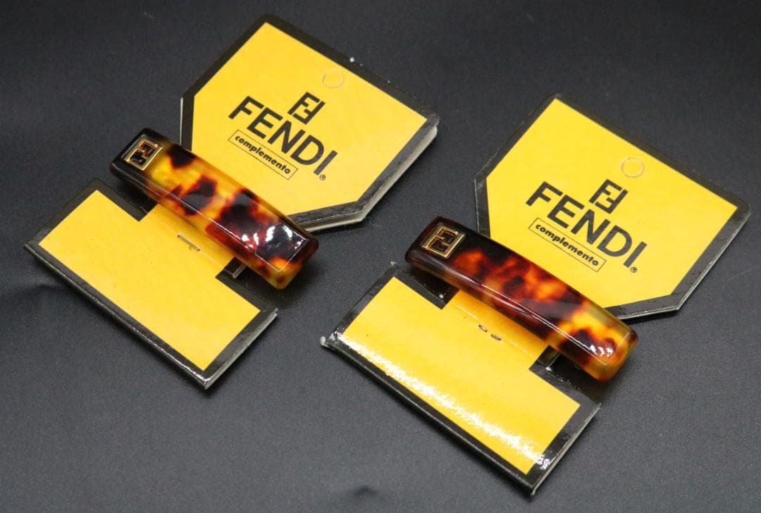 〇 FENDI フェンディ べっこう柄 ヘアピン バレッタ 髪留め 2個セット