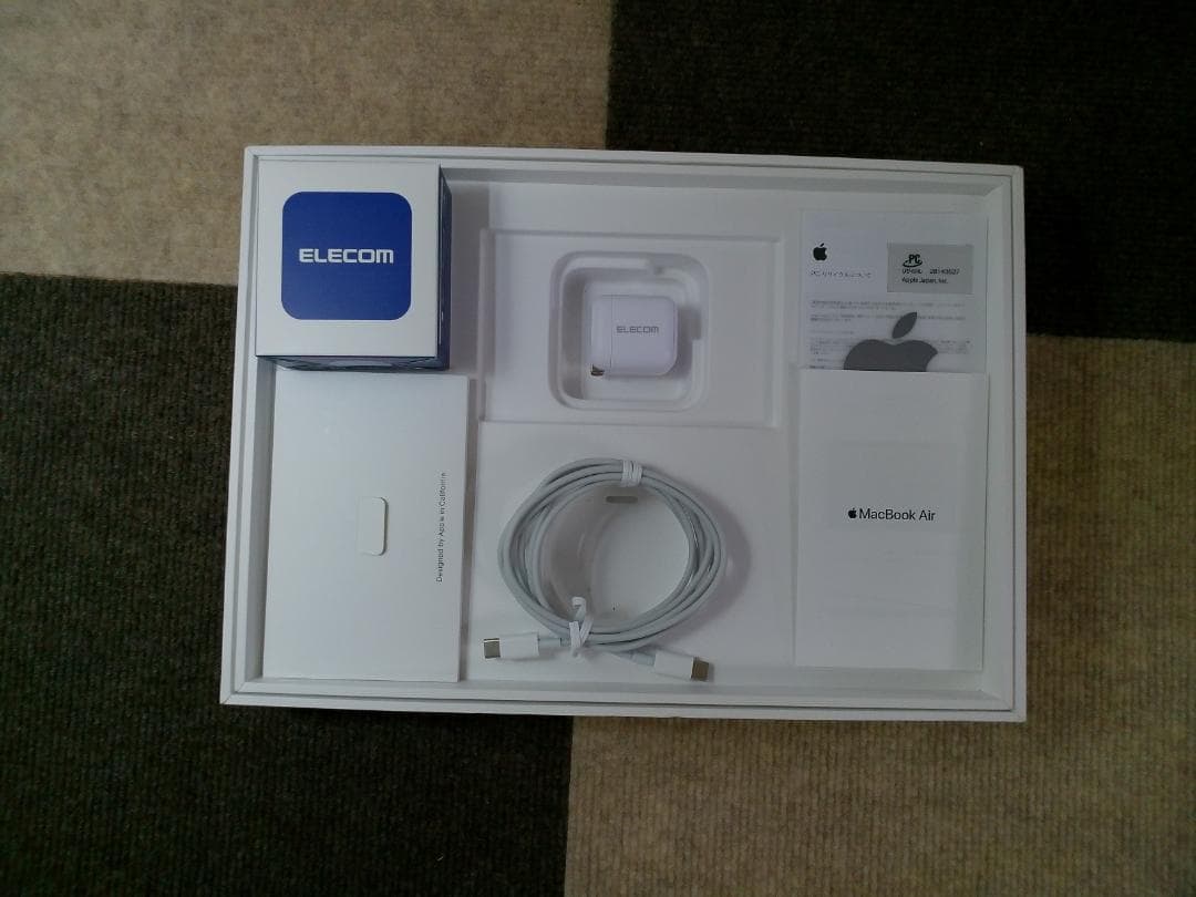 MacBook Air 2019 A 1932 13㌅16GB バッテリー正常