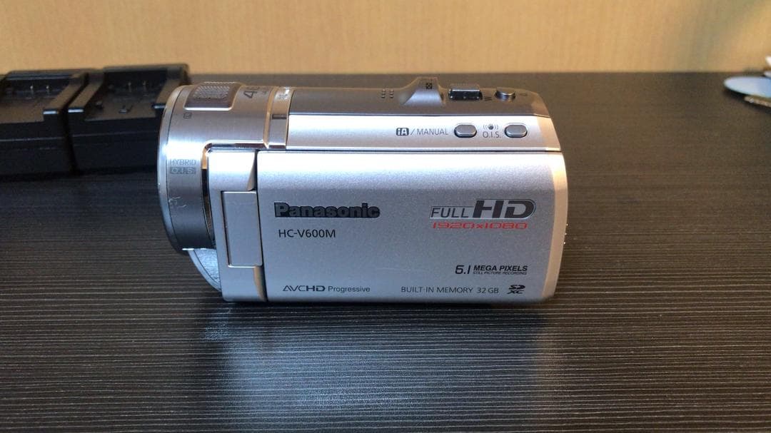 Panasonic HC-V600M ビデオカメラ 本体