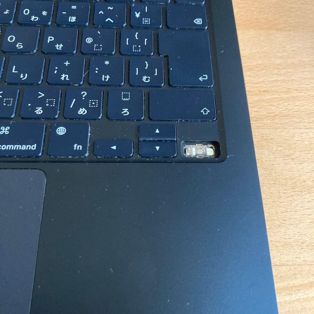 MacBook Air M2 13.6インチ　ミッドナイトブルー