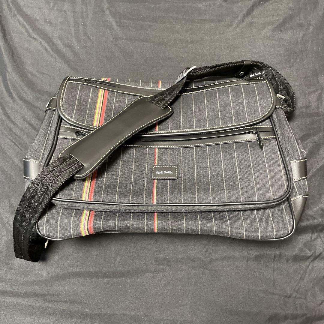 ポールスミス　ショルダーバッグ　黒　メッセンジャーバック　美品