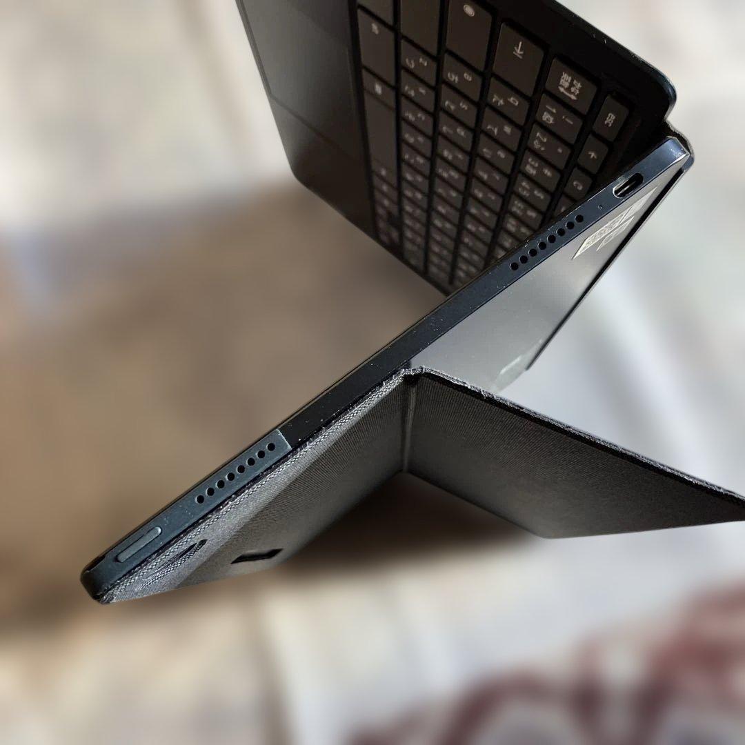 Chromebook本体 Lenovo Chromebook 13Q7C6