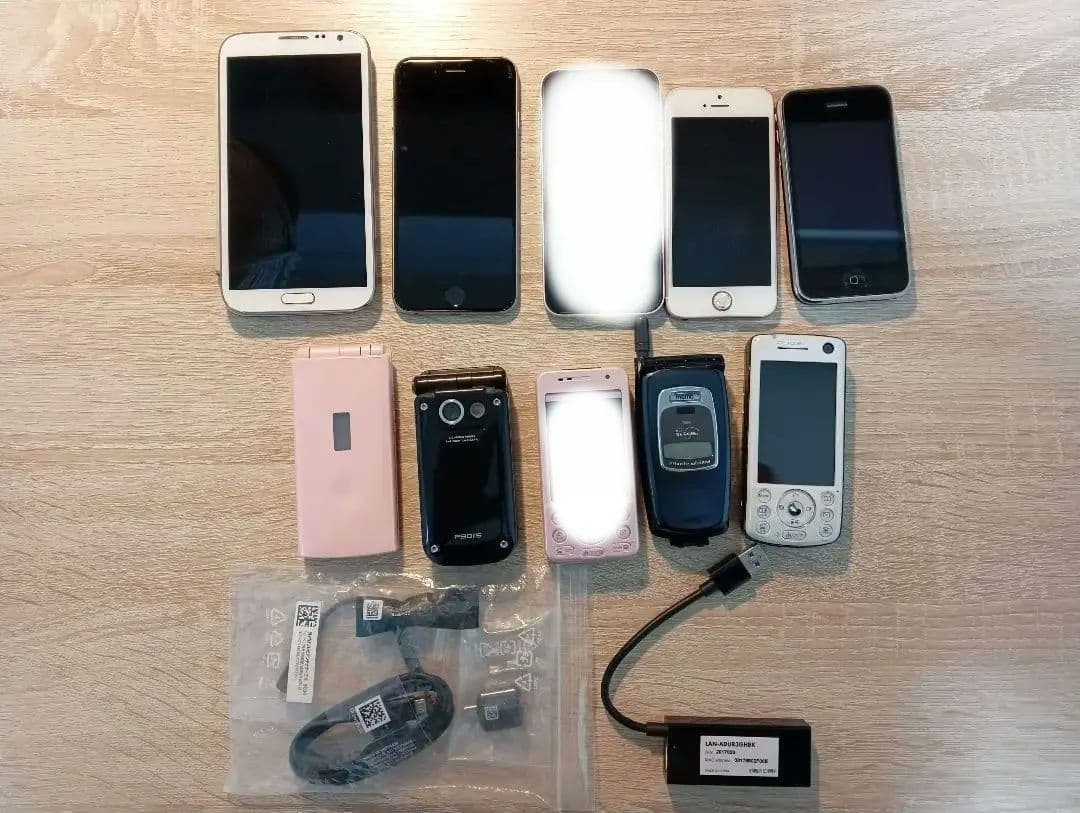 スマートフォン10台ジャンク品セット（Galaxy S4, iPhoneなど）