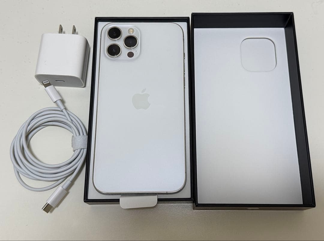 iPhone 12 Pro Max シルバー 128GB SIMフリー