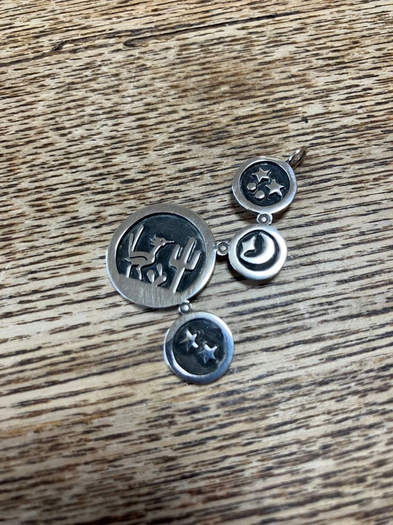 ホピRaymondKyasyousieレイモンドキャセヨウシー ペンダントトップ