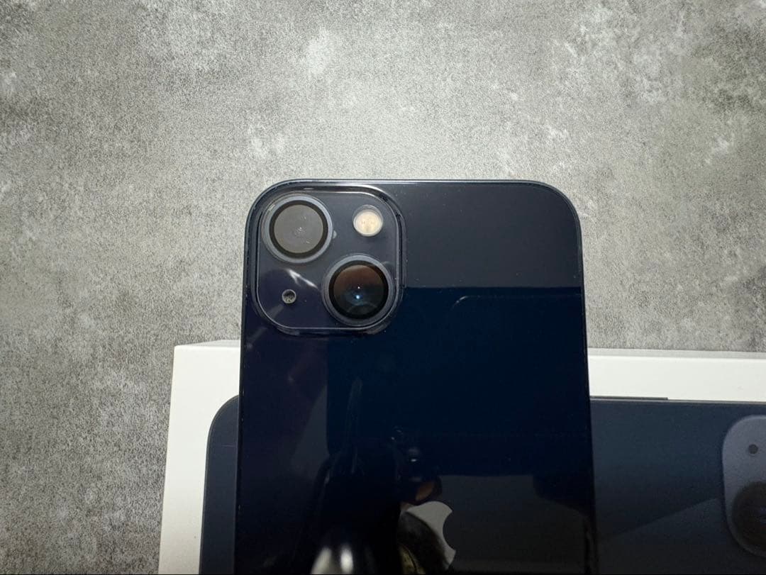 iPhone 13本体（512GB / バッテリー99%)ケース付き