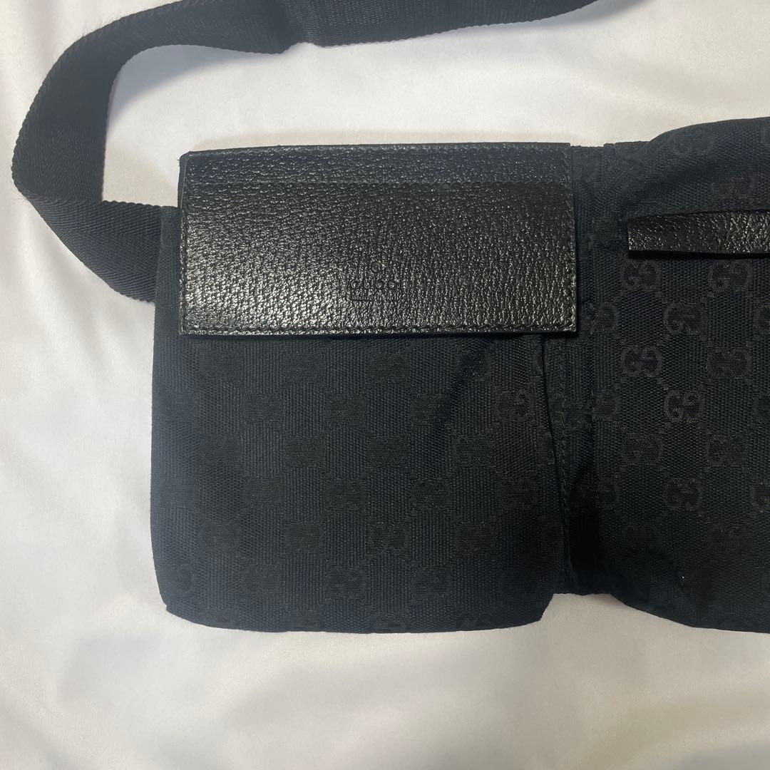 Gucci グッチ ボディーバッグ 斜め掛け ブラック 黒 　GG