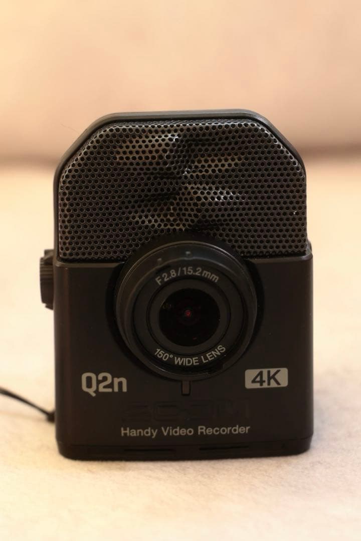 【美品】ZOOM ( ズーム )Q2n-4K　4Kハンディビデオレコーダー